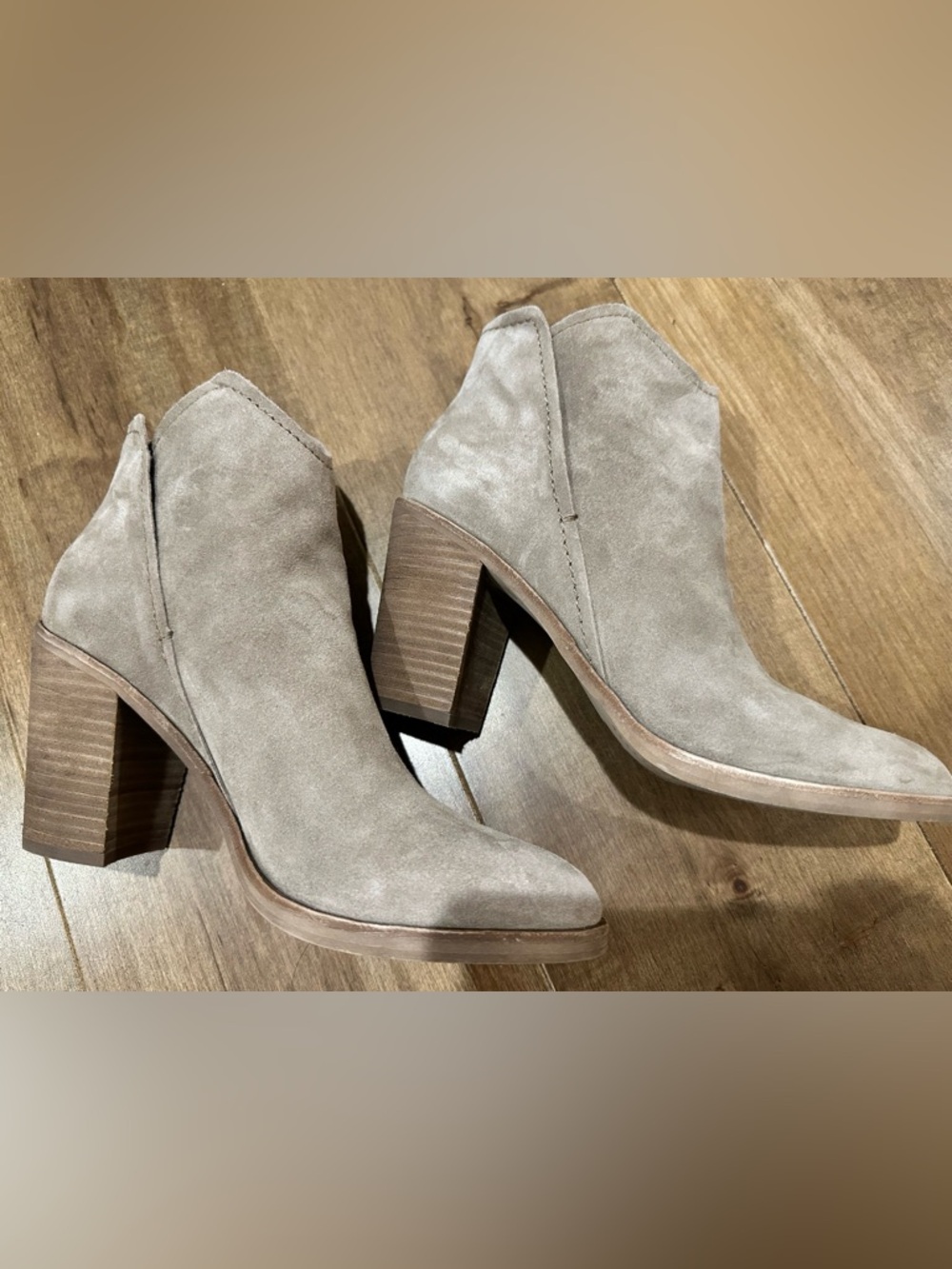 Dolce Vita Suede Ankle Booties Taupe Block Heel Size 7.5 Western Cutout